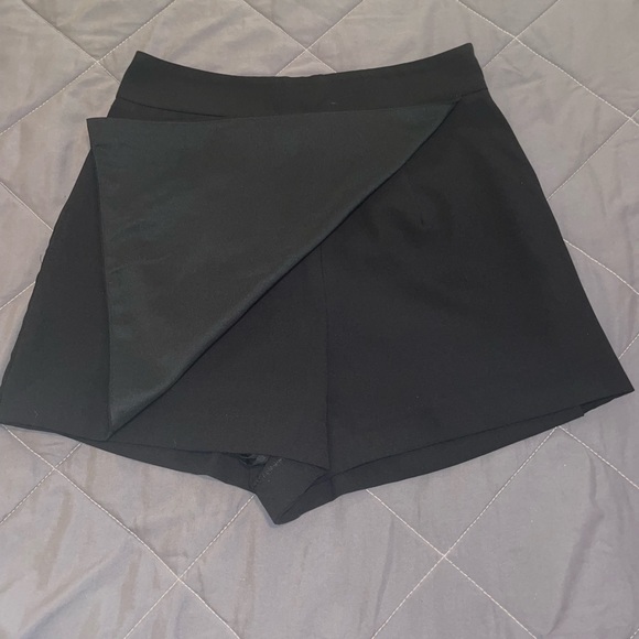 Mini Skort - Picture 3 of 5